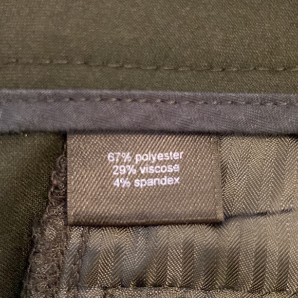 The Limited Cassidy Fit Dress Bermuda Shorts, Size 4 - Picture 4 of 12